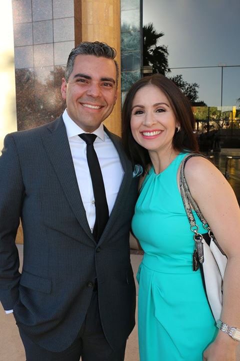 LauraCiscomani1's tweet photo. We threw our name tags off & called it a #DateNight at @UAHA_Club awards ceremony! @JuanCiscomani #DateNightRedefined #RepurposeEverything https://t.co/ysC3wgsZy8