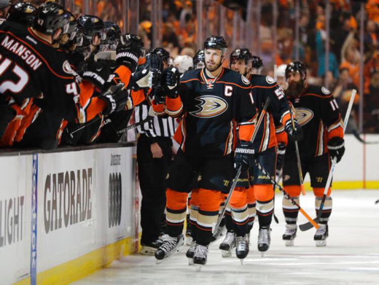 quackstradecen's tweet photo. Can the Ducks find another way to execute tonight? We will find out. #StanleyCup #LetsGoDucks #WinForCam #PaintItOrange https://t.co/1W8pcv8Q6E
