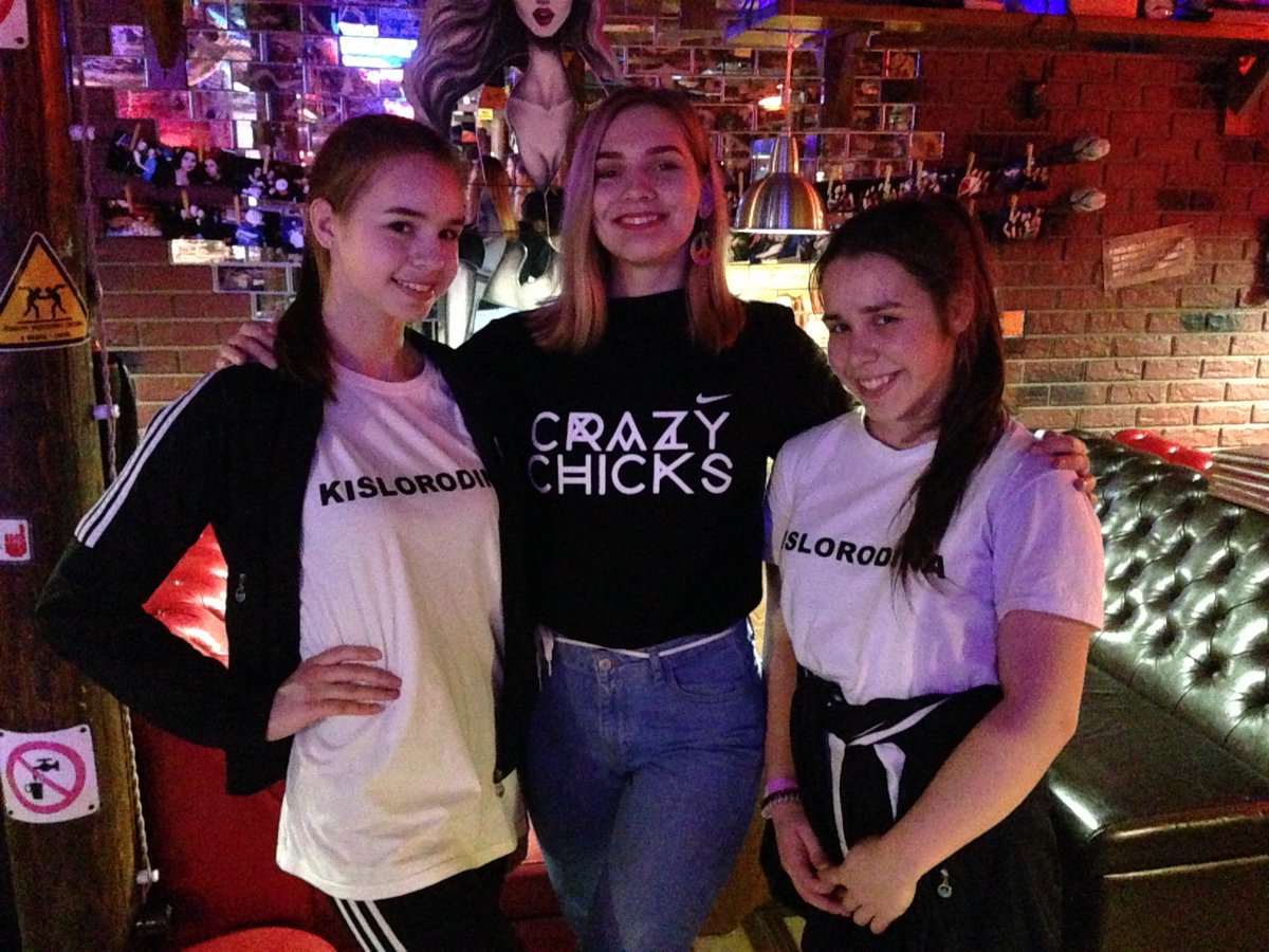marina_freaky's tweet photo. ❤💚💛 #chicksfederation https://t.co/v5v1Q8llay