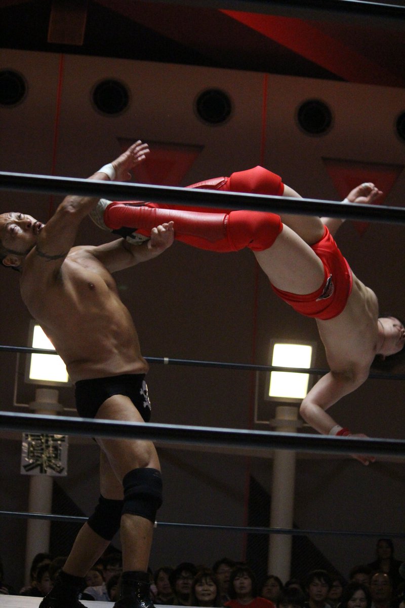 2017年4月15日長与千種のプロレス団体 Marvelous １周年記念大会 晴海客船ターミナルホール Togetter