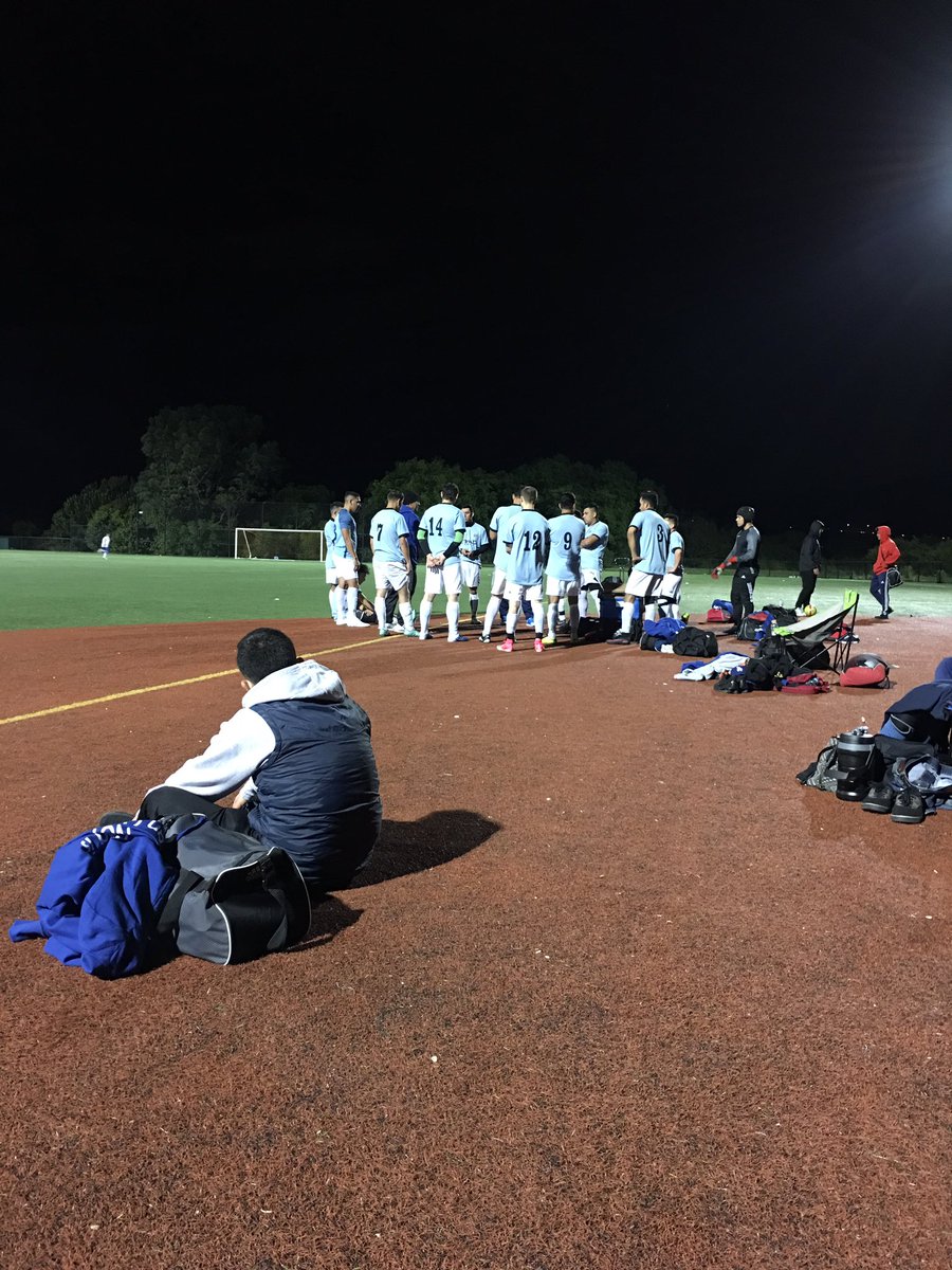 miseruiz's tweet photo. #tyJesus #ebpsports #greatgame #awesomewin 7-2 #glorytoGod #phil413 #quittingisnotanoption #thebeautifulgame β€β½οΈ#wednesdaynights 4.12.17 https://t.co/nSNDMb0zrI