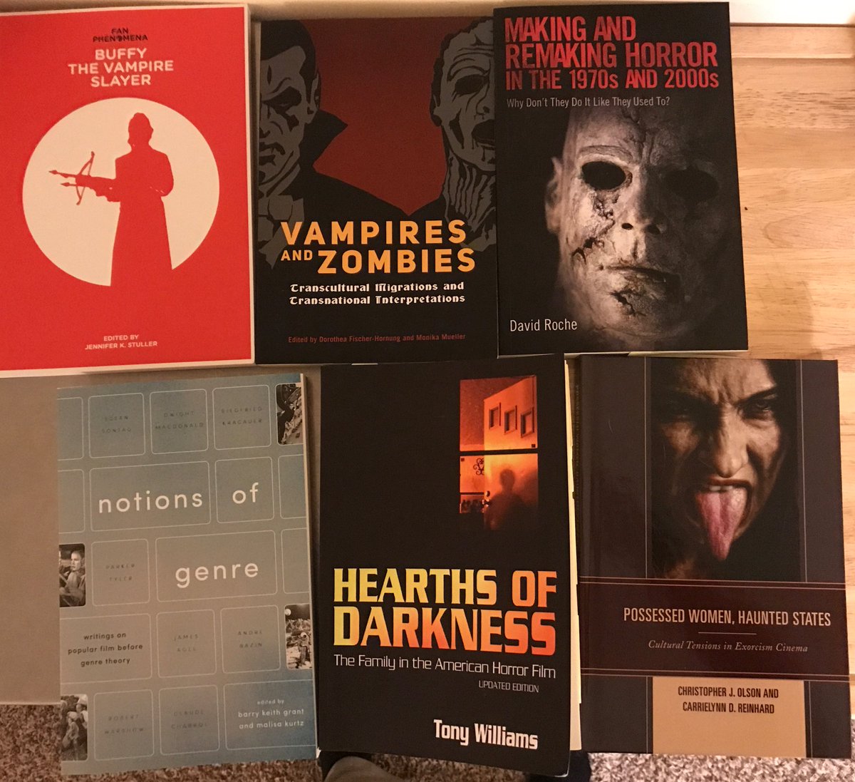 amandajohobson's tweet image. My book haul from #pcaaca17 is impressive. Nothing like at least half off academic books and some for $10