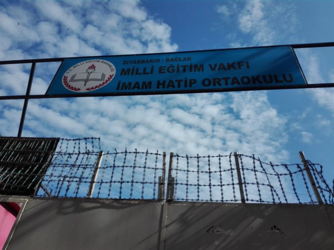 View image on Twitter