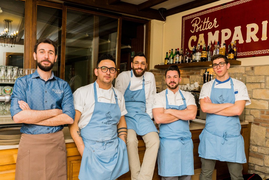 Tanti auguri di buona Pasqua dal #team de #lacascinadeisapori!
#BuonaPasqua #Pasqua2017 #HappyEaster