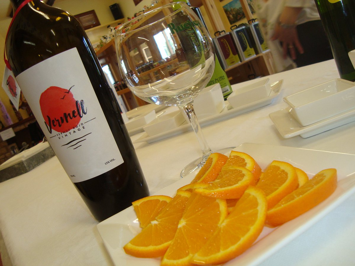 fercaira's tweet photo. #ExperienciaFercaira @CastGuadalest @fercaira ¡una de las #catas más chulas de la @CostBlanca! Informacion y Reservas 688406541 #CostaBlanca https://t.co/1TYSBz2FCd