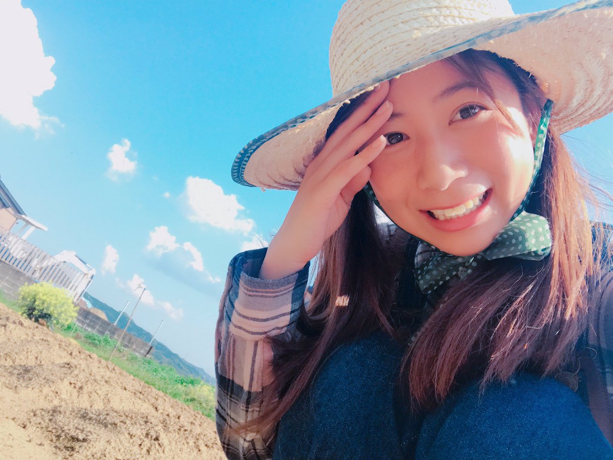坂井 内田 夏美 Twitterissa 今日は本当に暑かった ばあちゃんが麦わら帽子 貸してくれなかったら倒れてたよ 今日は耕してマルチ貼ったよ 手作業はやっぱりきつい でも作物のためだと思えば頑張れる 農業女子 家庭菜園 内田夏美 坂井 内田 夏美 Twitterissa 今日は本当に暑かった ばあちゃんが麦わら帽子 貸してくれなかったら倒れてたよ 今日は耕してマルチ貼ったよ 手作業はやっぱりきつい でも作物のためだと思えば頑張れる 農業女子 家庭菜園 内田夏美