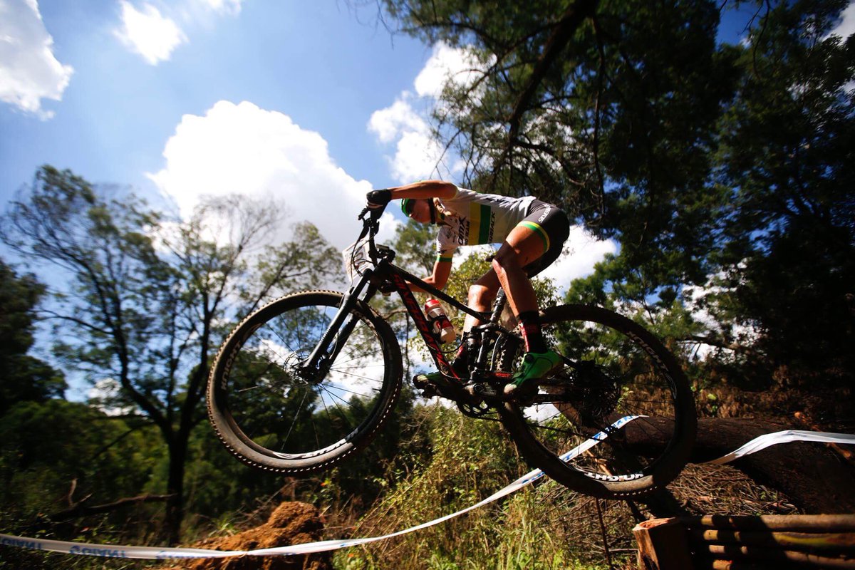 Incredible racing by <a href="/alanhatherly/">Alan Hatherly</a> and @StraussMariske, both taking the elite win at yesterday's National XCO #2 <a href="/Cycling_SA/">Cycling South Africa</a>