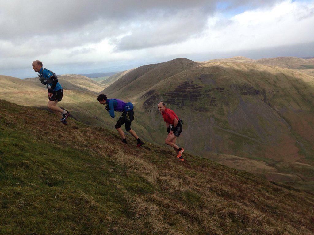 Great to see so many out enjoying the #HowgillFellRace thanks for coming @HelmHill @HowgillHarriers @BorrowdaleFR