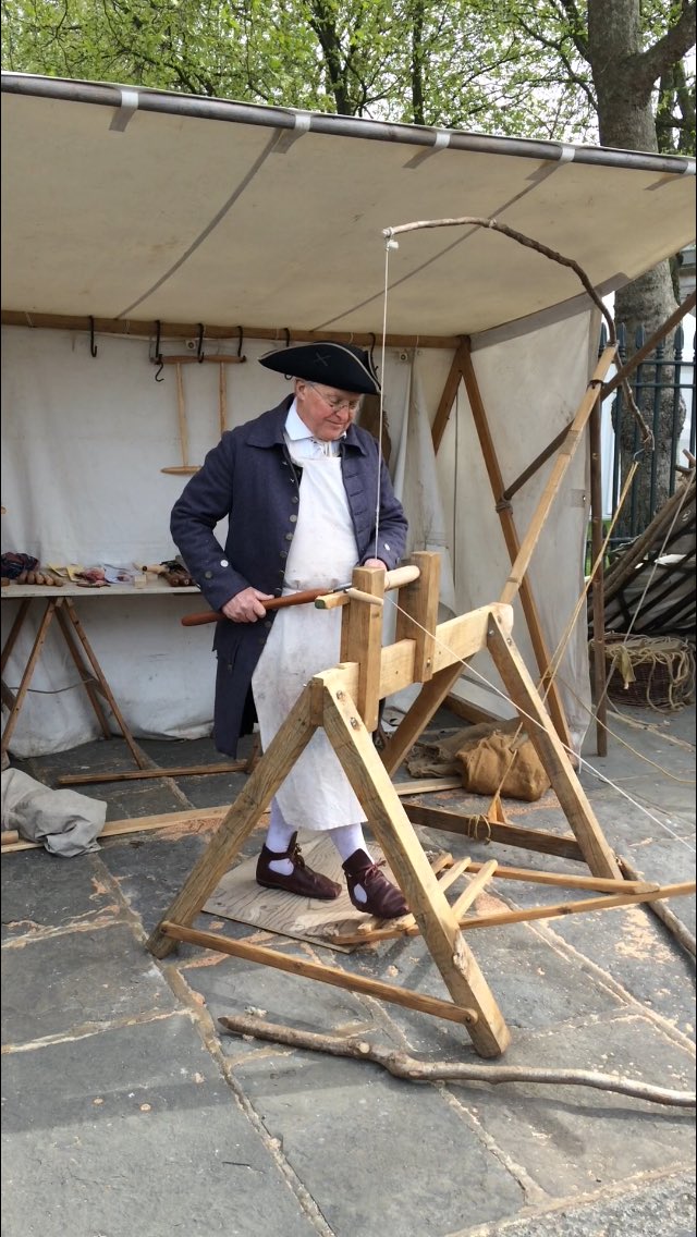 CameraWalks's tweet photo. Making a belaying pin the old way, last chance to see #tallship festival today #Greenwich https://t.co/Gr1vIVI1CO