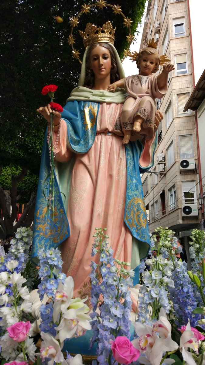 Preparados para comenzar el Domingo de Resurrección con la Virgen del Rosario de Albatera
#SuenaLaSangre