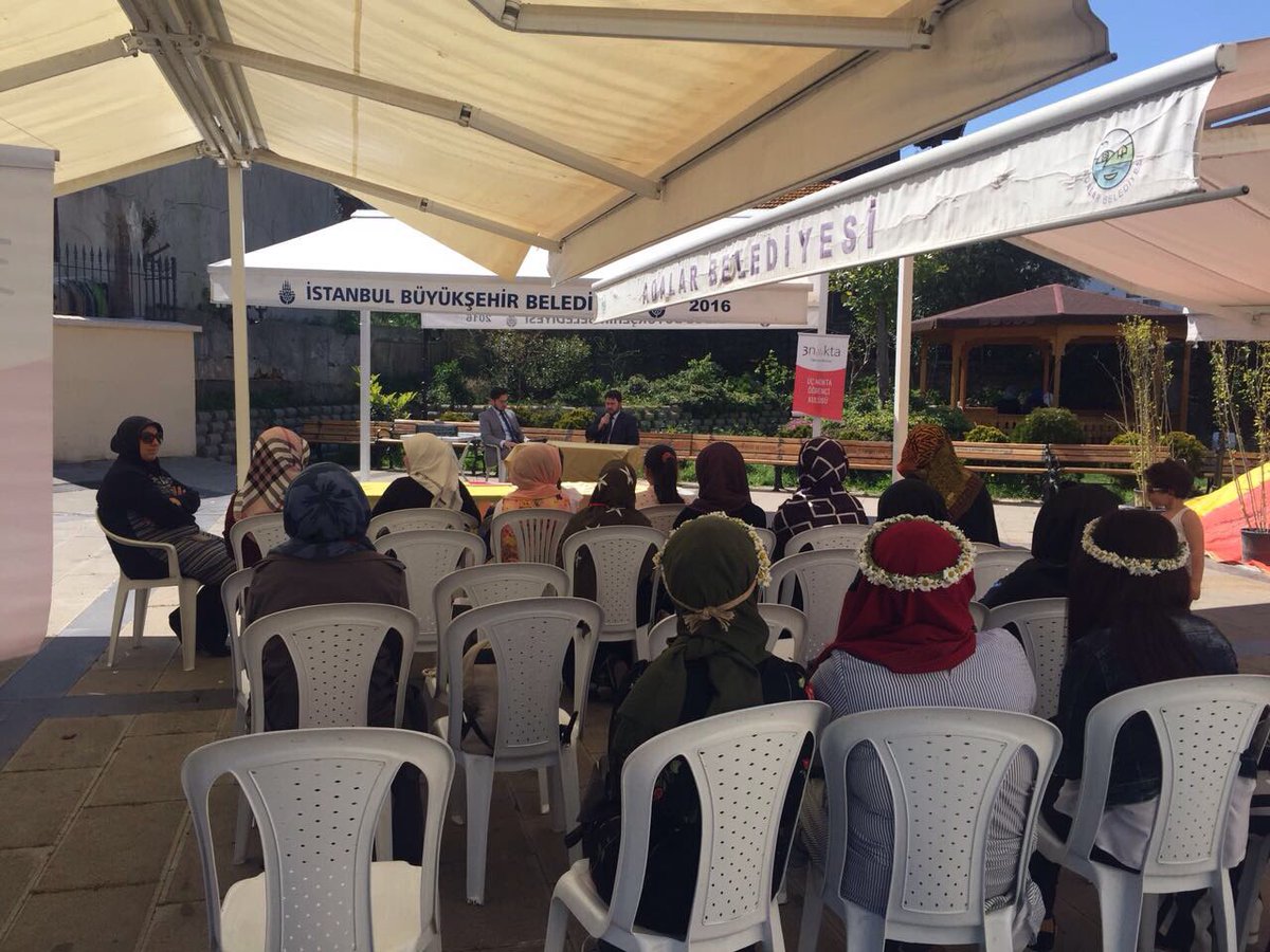 Fatih'e Vefa programımızı Hamidiye Camii'nde gerçekleştirdik.Bizleri ağırlayan Adalar Müftülüğü'ne teşekkürü borç biliriz.
