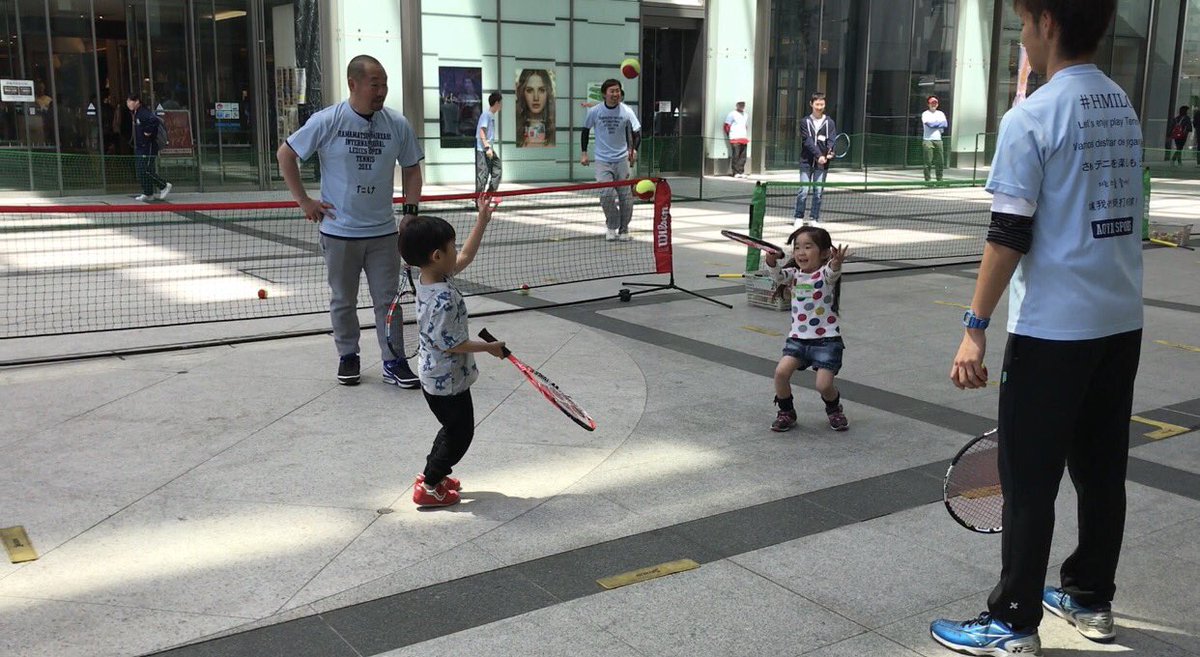 大原 満 On Twitter 4 16 日 浜松市テニス協会主催 浜松駅前イベント広場 ソラモ にてtennis Play Stay 開催
