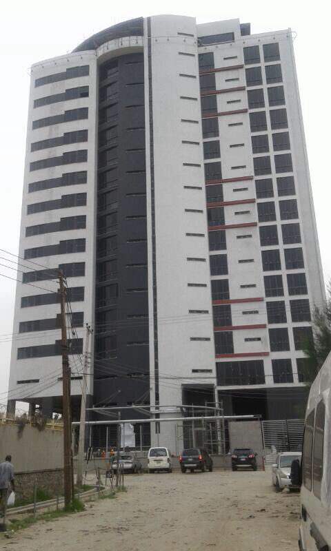 loft_code's tweet image. For-Sale: Serviced 3-bedroom flat with a room bq. Off Adeola Odeku Street, Victoria Island -N190m. 
Call: 08057081122
#loftcode #luxury