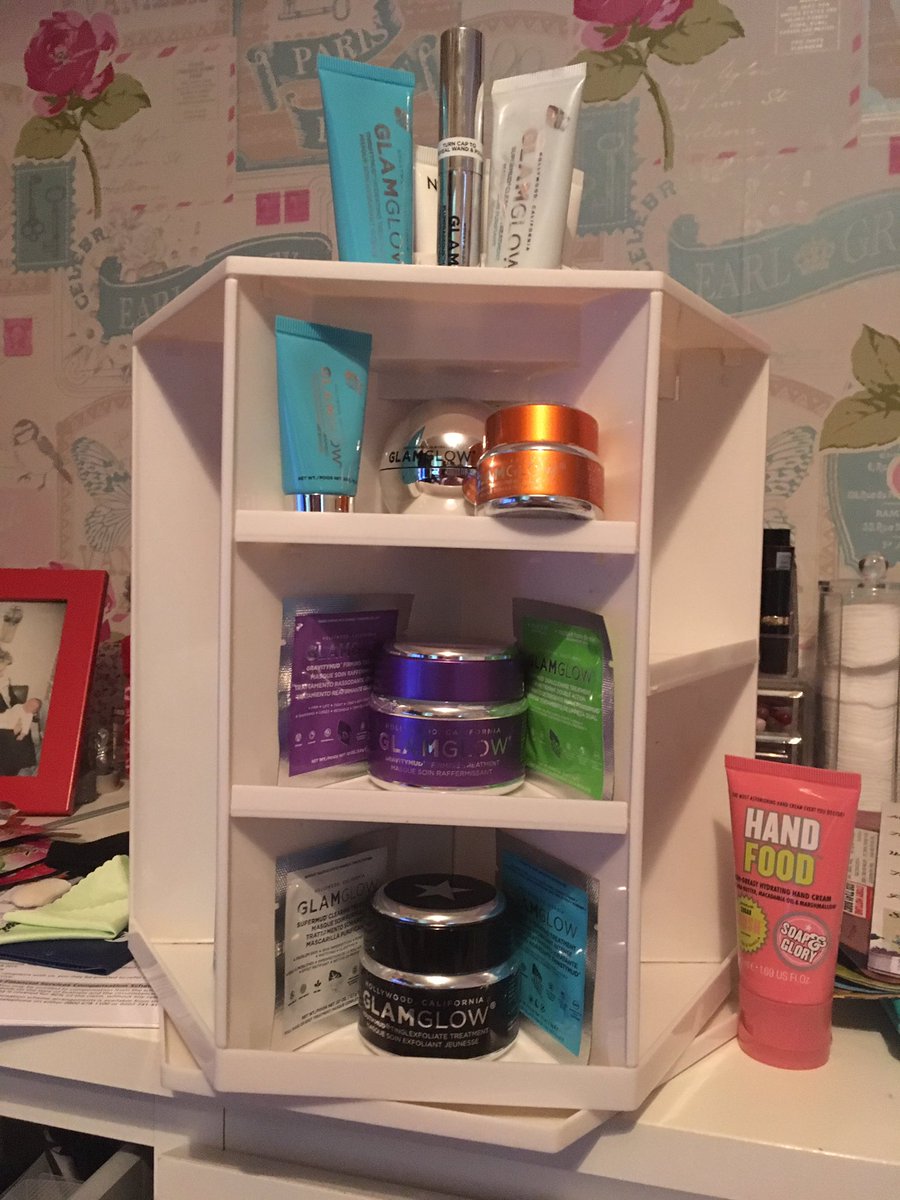 When you <a href="/glamglow/">GLAMGLOW</a> addiction is real 😂