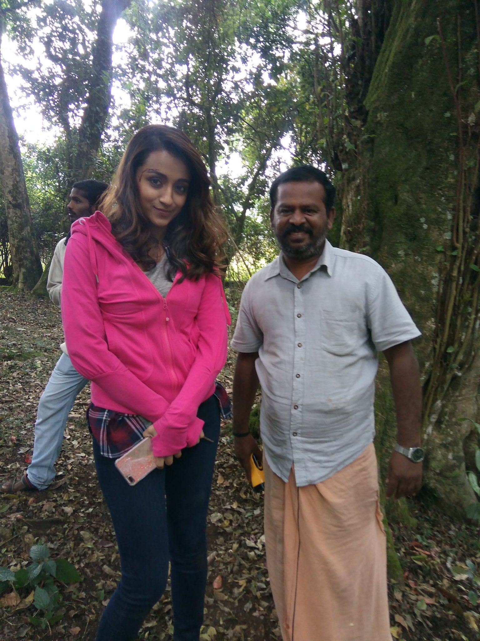 C9htgrgXYAIydID?format=jpg&name=large