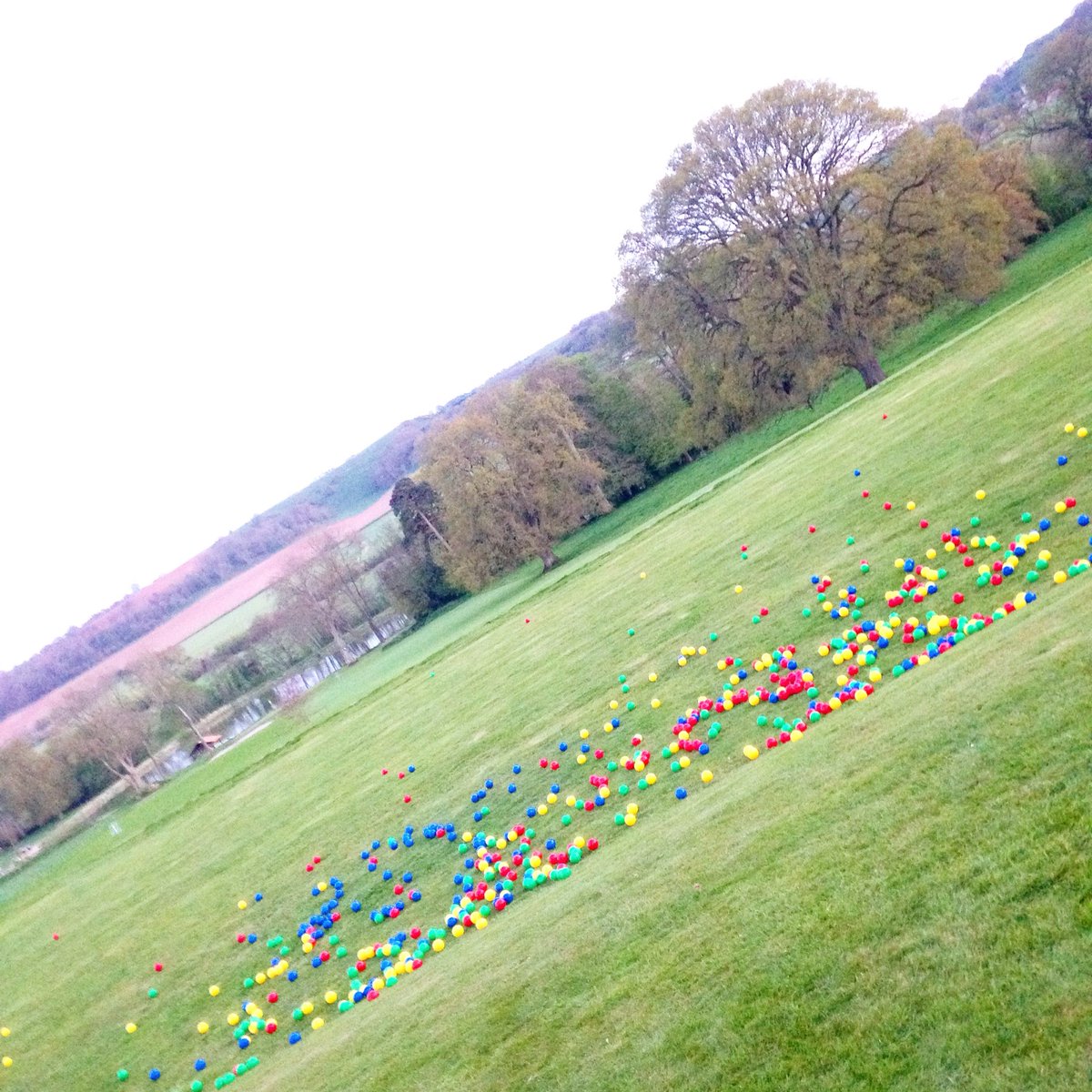 Jolly__Jumpers's tweet photo. Spending the weekend at this beautiful venue, bringing the fun outdoors #eventprofs https://t.co/fBAYJTqqWg