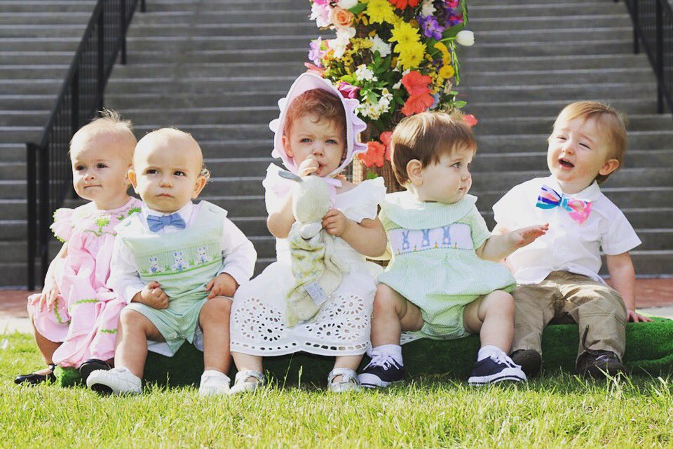 FBCColumbiaSC's tweet photo. Too much personality for one photo! :D Happy Easter! #easteratfirst #lifeatfirst #flowercross https://t.co/fhaDv6812c