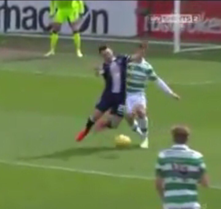 ciaranochiardha's tweet image. When is a penalty not a penalty and vice-versa? Also when is a red card not a red card? #onlyinScotland #honestmistakes