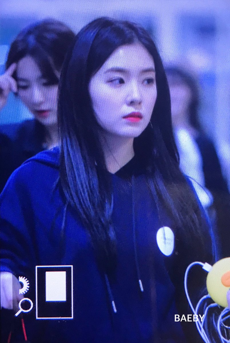 ibenebae's tweet photo. 170416 입국 #아이린 집가자🚗 https://t.co/9RNqghoLSu