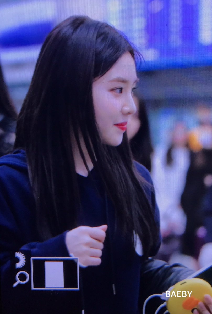 ibenebae's tweet photo. 170416 입국 #아이린 집가자🚗 https://t.co/9RNqghoLSu
