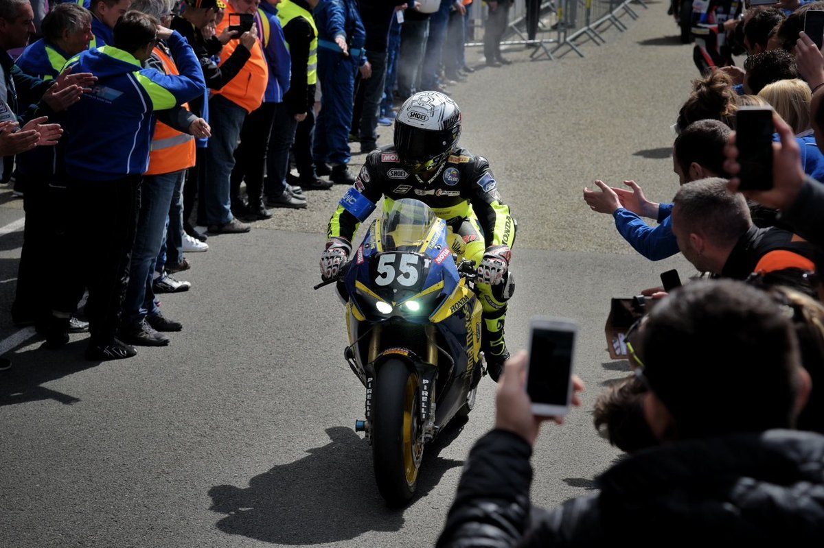 hondateam55's tweet photo. Nous avons fini ces #24hmotos 13eme en EWC et 22eme au scratch! Nous remercions tous nos fans pour leur soutient !
#cbr2017 #motul #pirelli https://t.co/pvDLkoB5HZ