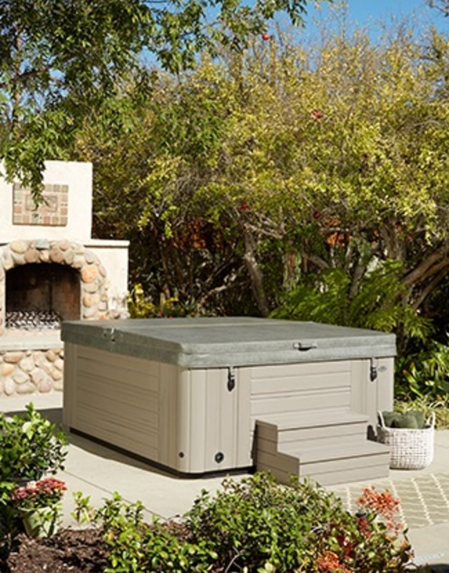 CalderaSpas's tweet photo. Find out how to get the best hot tub for your budget. #CalderaSpas https://t.co/h4XgnTxCan https://t.co/m7j09jgwxC