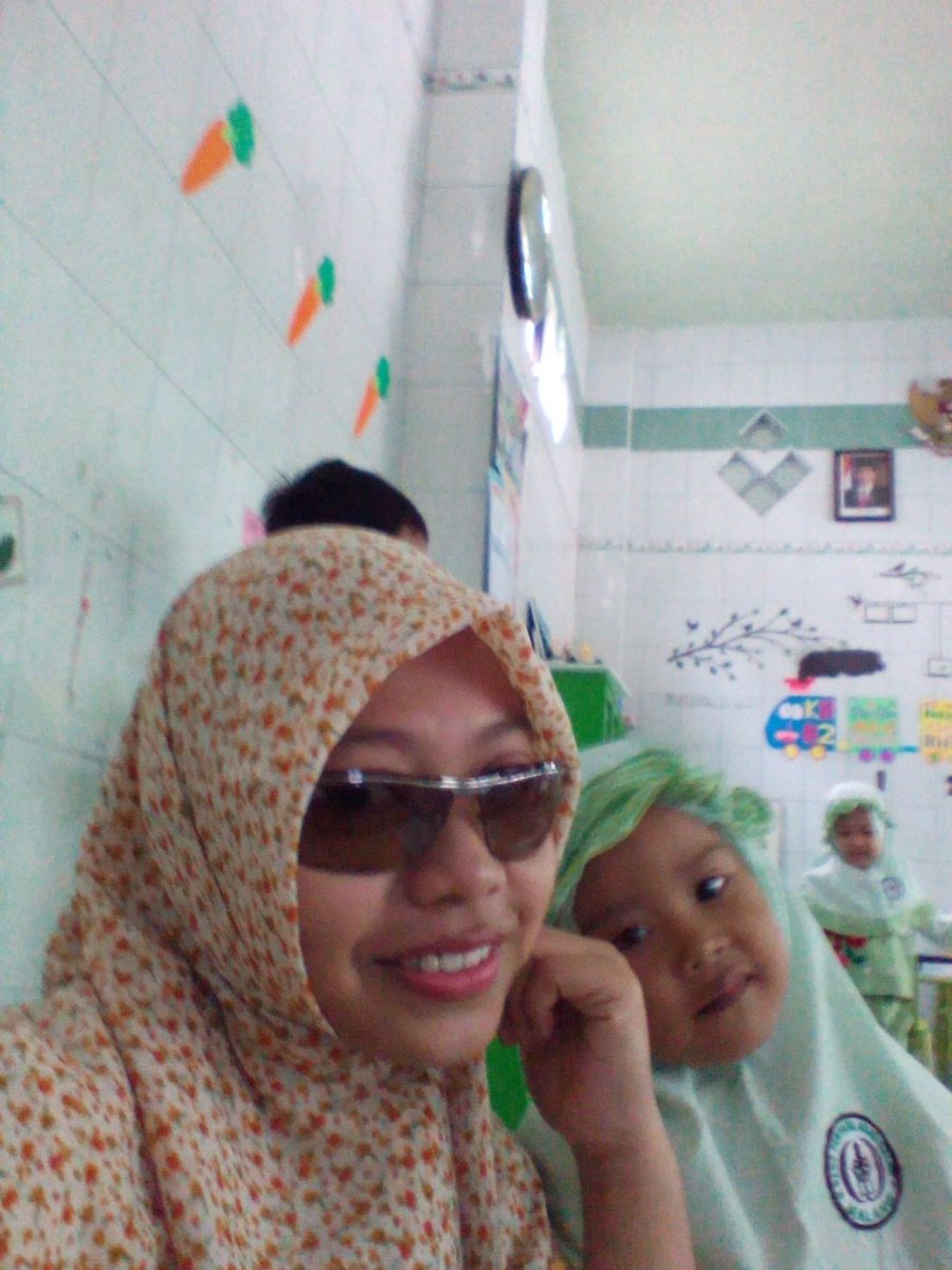 ichizeptchan's tweet photo. Iseng dikala itu :) 
Maaf saya ya temn.... Xixxixixixi https://t.co/h6HQP1vwlD