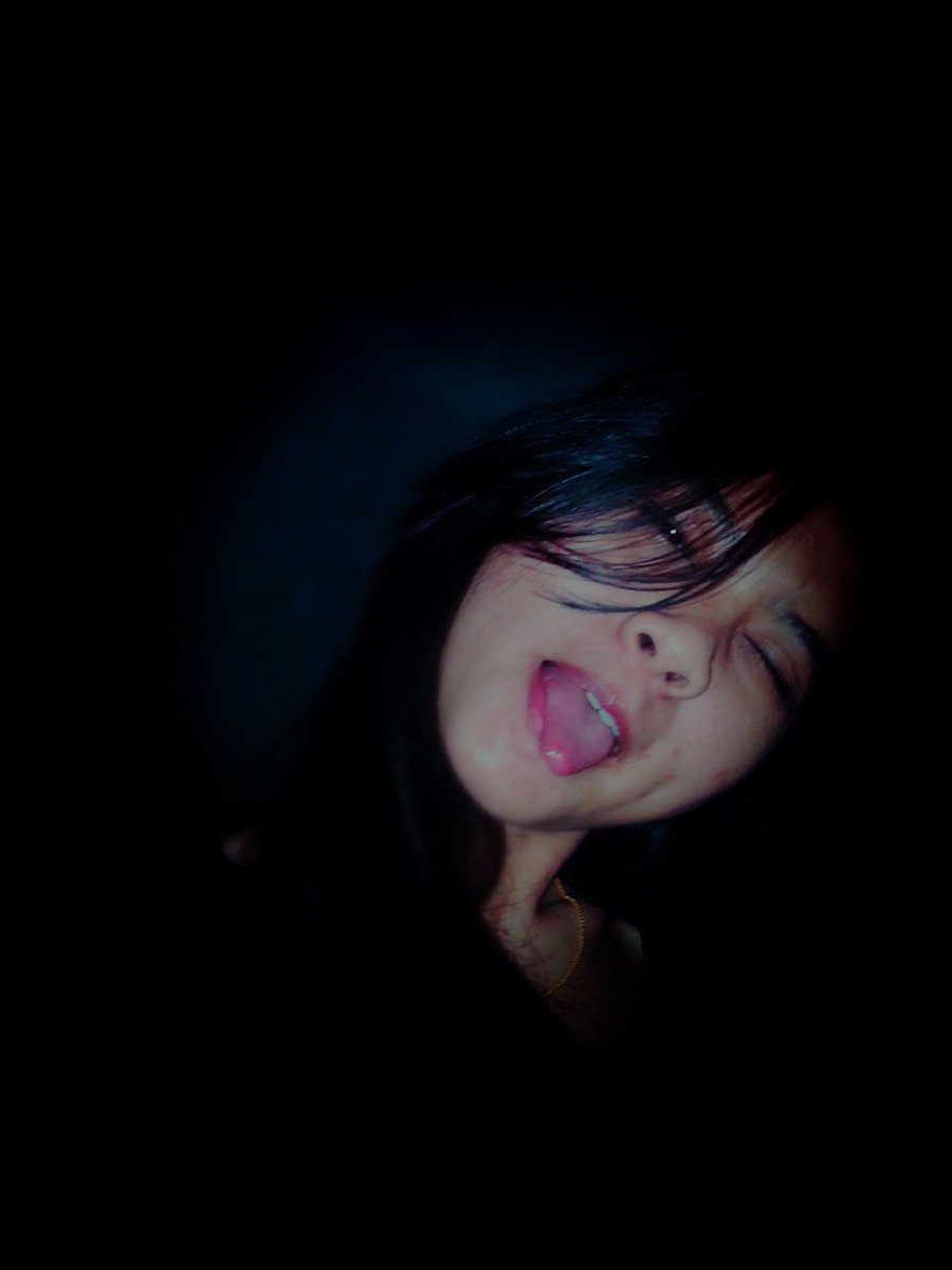 nisaaaa25's tweet photo. Wleee 😜👅 https://t.co/6dGPMluL9H
