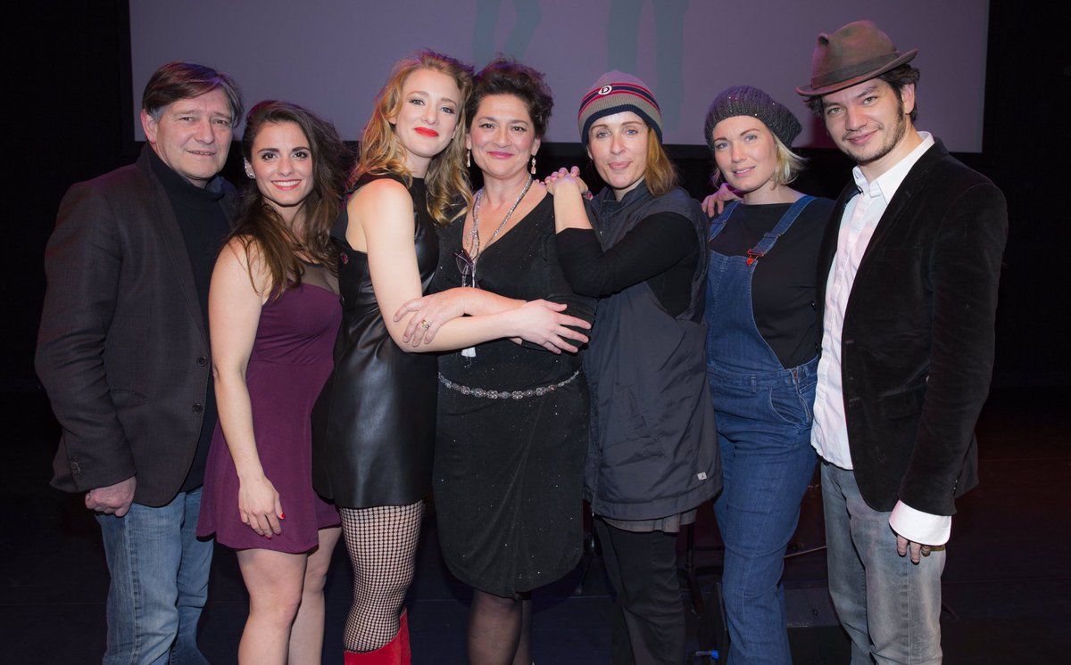 Knal straks de radio aan! Zometeen van 16-18u en morgen van 20-22u <a href="/NPORadio5/">NPO Radio 5</a> bij #musicalmoods onze radiomusical MADAM!