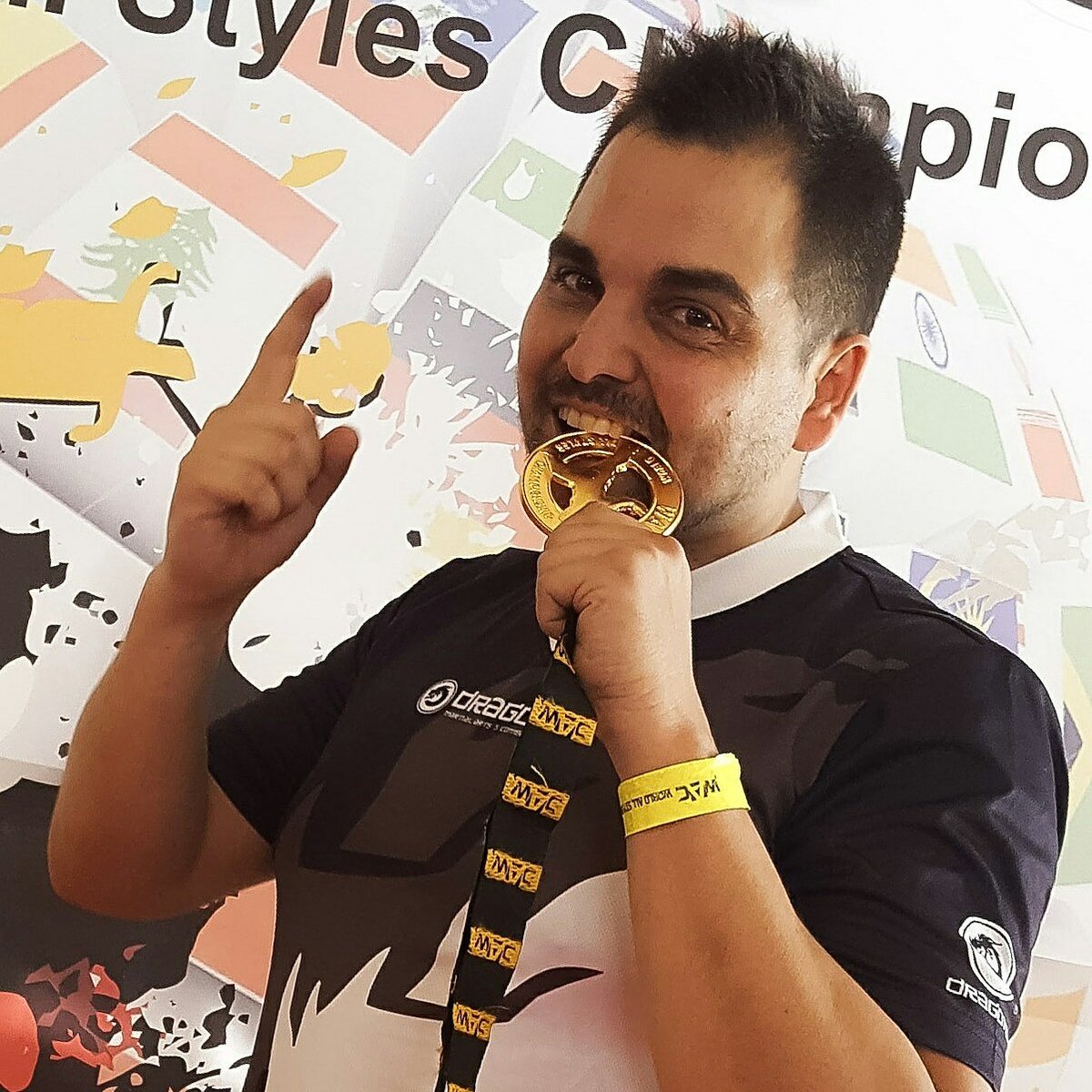 Nacho_Serapio's tweet photo. Contento por el Oro/Very happy for my Gold: World All-Styles Championships 2017 #exito #success #Dragonz #PointFight #kickboxing #BeDragonz https://t.co/rvMzK4NBgO