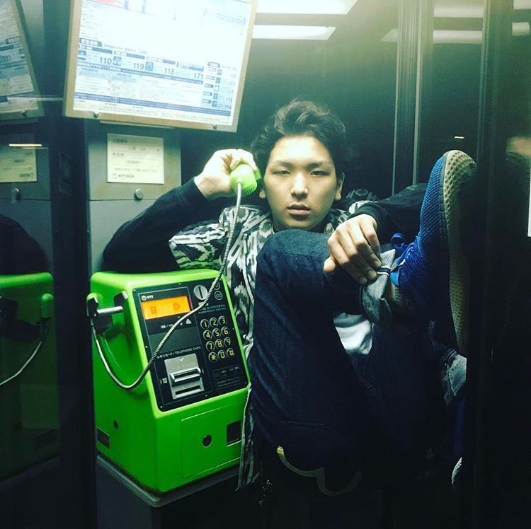 mcgardman's tweet photo. 3人でアイドルグループを結成
【OSK公衆電話】
今後も3人をよろしくお願いします
#拡散希望 https://t.co/823WNOHm1a