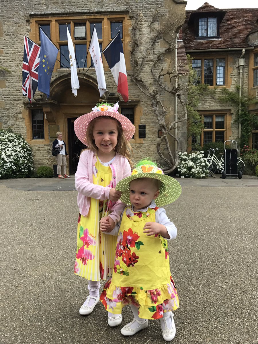 PrettyLottie's tweet photo. Great day @lemanoir today with @JonnyAppleton &amp; the girls for the annual Easter egg hunt. Thank you for the invite 😀 https://t.co/P0OvPjZxB6