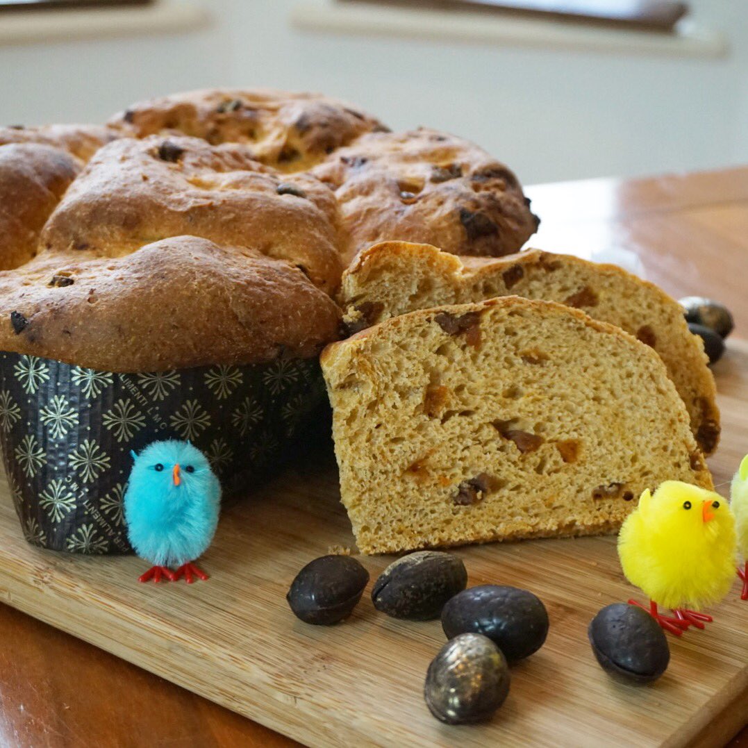 Cook_with_amore's tweet image. Hehe .. Colombina 👉🏼#vegan and #sugarfree with #carob #chocolate #eggs 😍 its definitely going to be a nice Easter 🙌🏼🐣💃🏻🕊🐣...