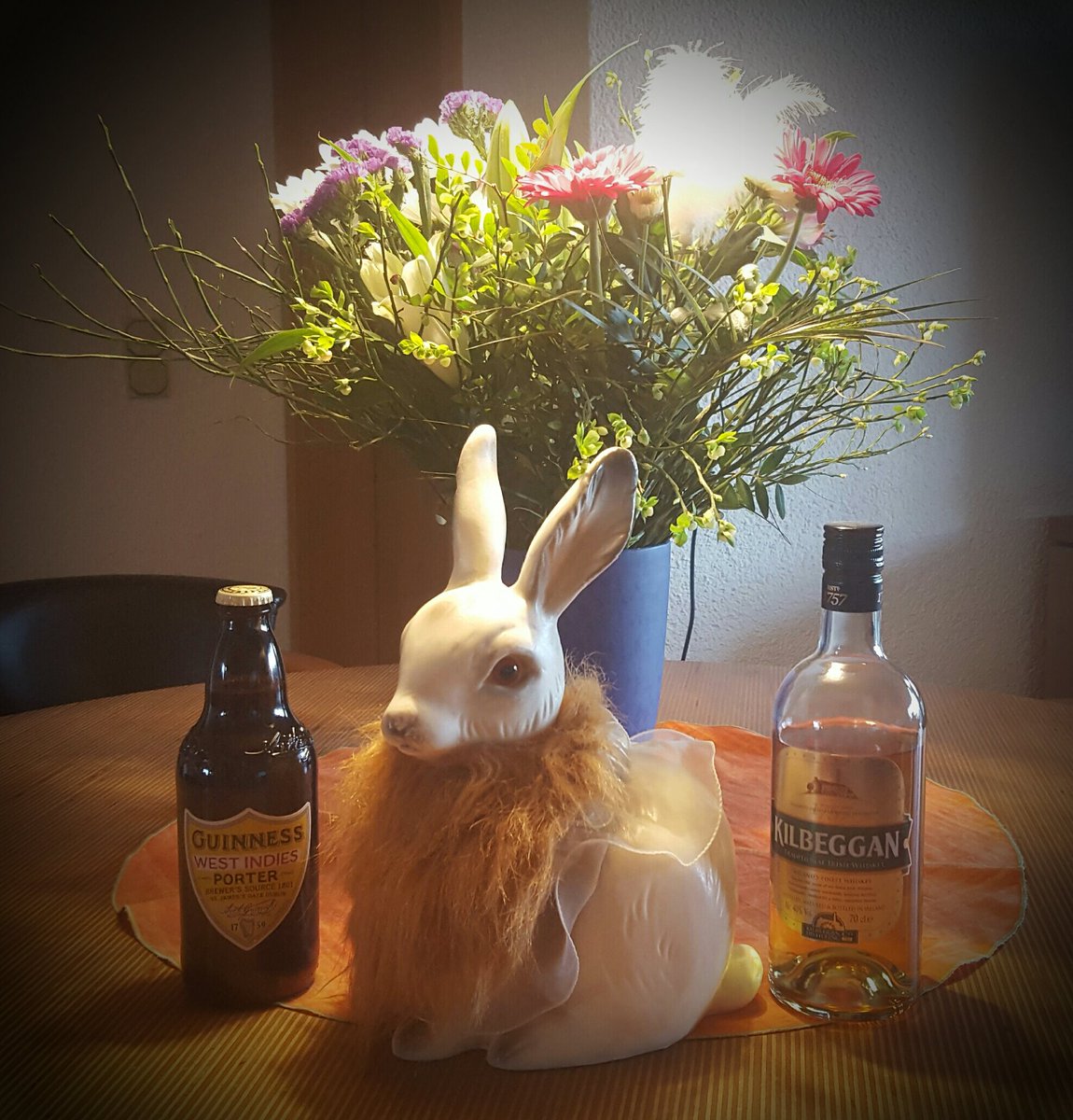 TheDullahans's tweet photo. Happy Easter, folks! Look how clean Paddy is after his bath on Good Friday :D He earned his treats! #guinness https://t.co/B0t1QK5GX6