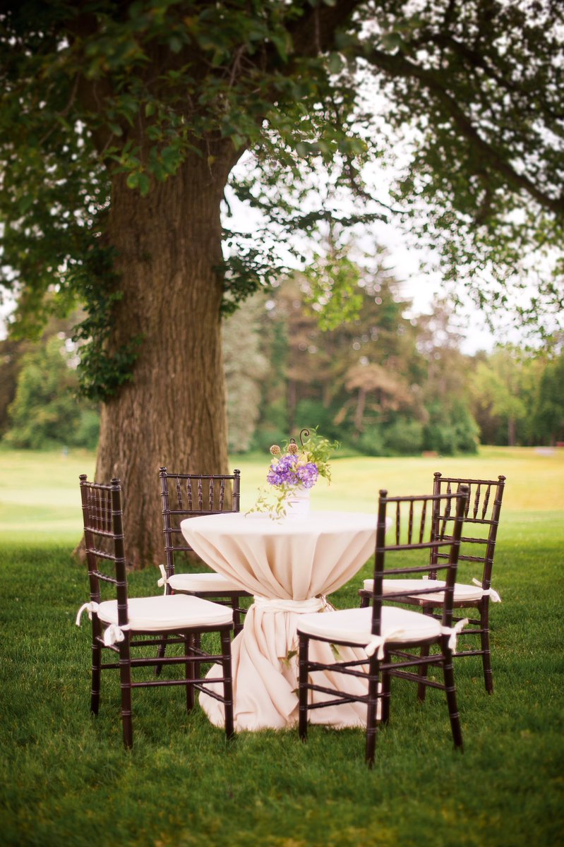 Happy Easter! 🐰🐣🌷 <a href="/TIMWILLphoto/">TIMWILL</a> #whimsical #purple #wedding