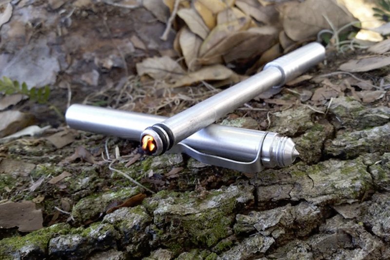 KickstarterPens's tweet photo. A #survival #pen that can help you start a #FIRE? Now we've seen it all. Check out the #tactical #TRIUNE pen:  https://t.co/tsOyraXomG https://t.co/8mlazd9obq