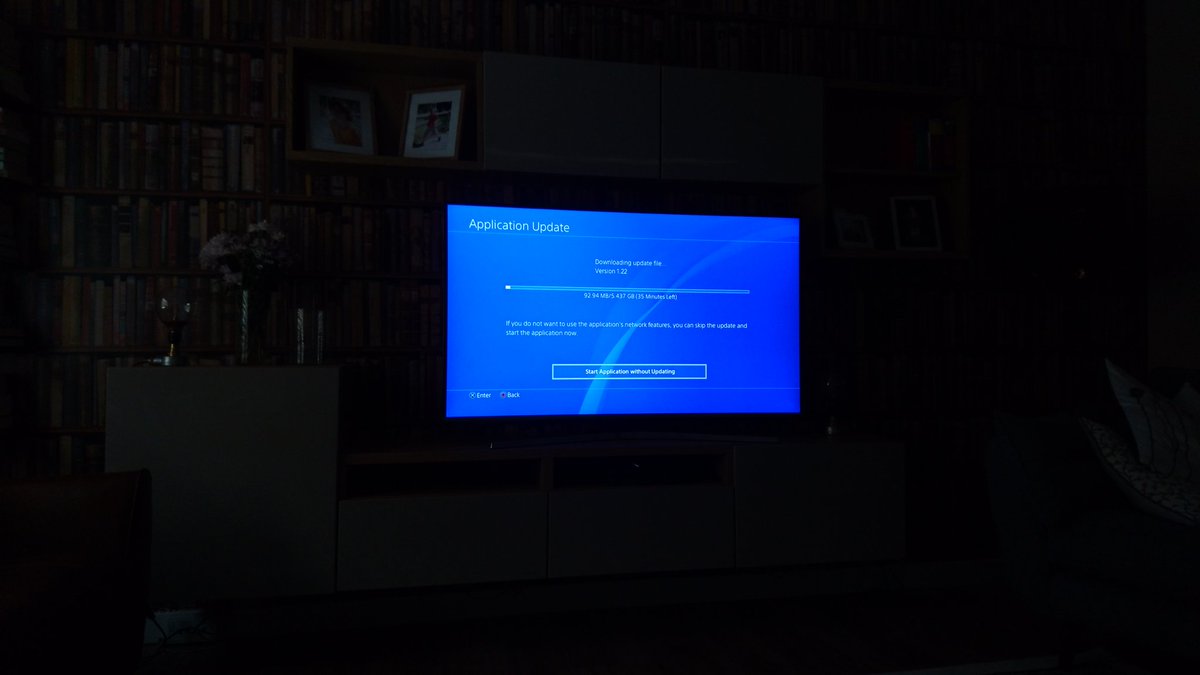 FLIS_iom's tweet image. Having a day off, making time to play games and then.... The Update. #cannotcatchabreak #FirstWorldProblems