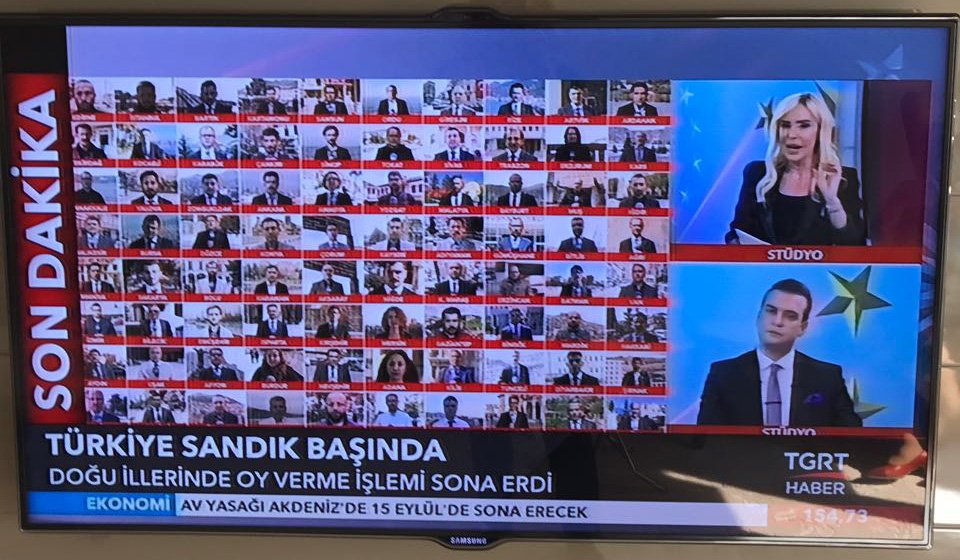 fatih_selek's tweet photo. Hay maşallah! Manzaraya bak!
TGRT Haber 790 muhabirle, 81 canlı yayın noktasından şov yapıyor. https://t.co/7ILhjyvpi7