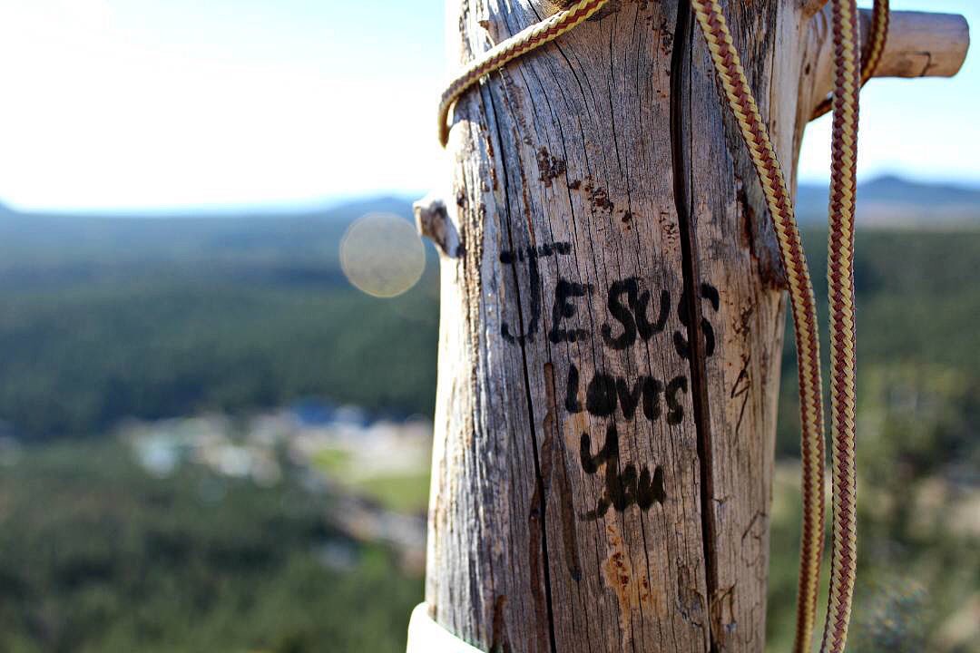 YoungLife's tweet photo. Friday's trap was Sunday's triumph. Christ is risen. You are loved.
Happy Easter! ❤️ https://t.co/sHUWdJ7lT8
