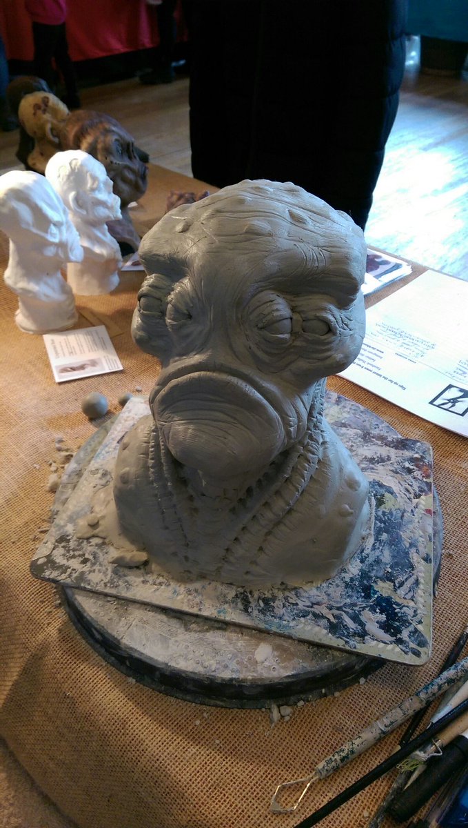 ThatDarkBunny's tweet photo. We're nearly there! Ideas for names?! #EdMakerFaire @edmakerfaire @EdSciFest #reptilian #troutpout https://t.co/sseIWPuciz