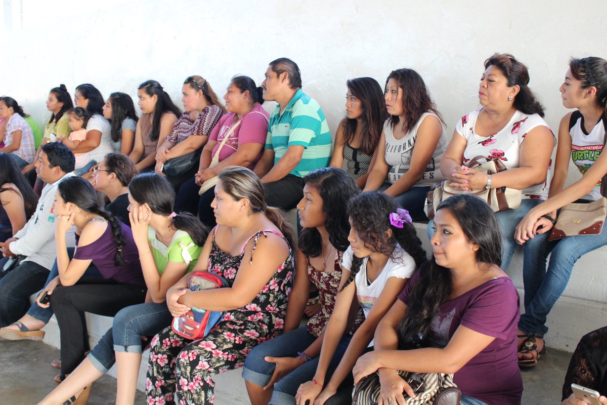 EquipoDGP's tweet photo. ¡Iniciamos los preparativos!
Gracias a los padres de familia y jóvenes participantes de #TusXVconDani  

@DanielGranjaMX @RonaldOrtizG https://t.co/gLAGmTzr0B