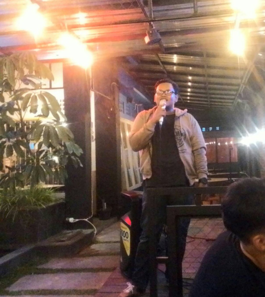 Selanjutnya ada komika yg sering bntu ortu . @arifpurwanto25