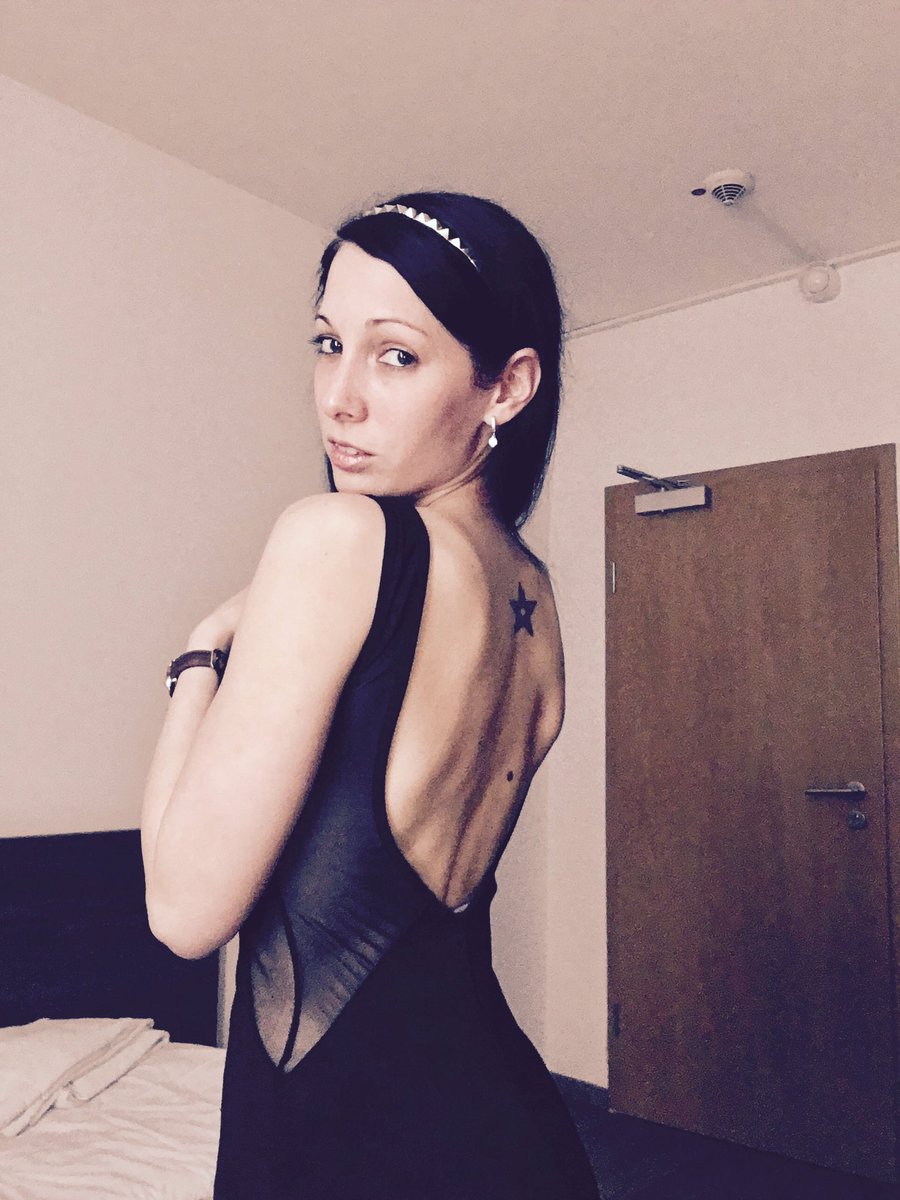 MarleneDuebois's tweet photo. In my way to the Fetish Evolution with babyface 😅#Fetish #fetishevolution #model #burlesque #tourlife #glamourparty #sexy https://t.co/ikVRp3WZVZ
