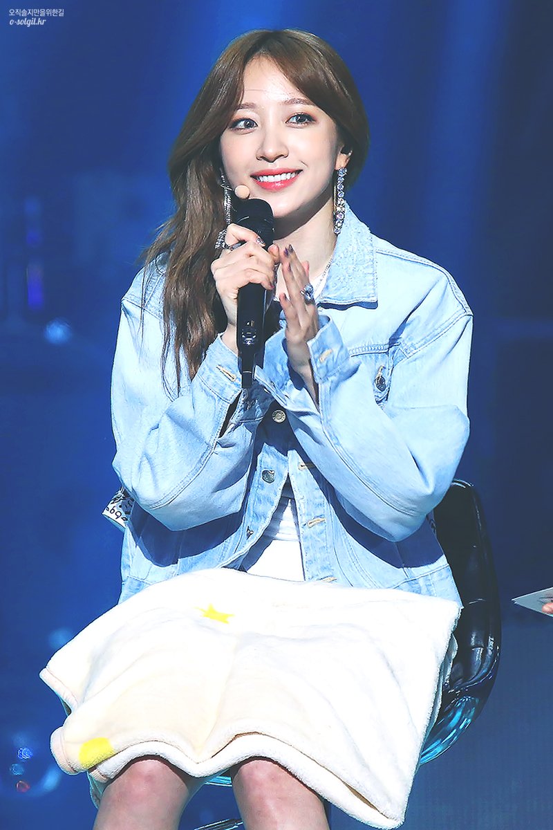 o_solgil's tweet photo. 170411 유스케 #EXID #하니
https://t.co/BAhMmwyBeg 
https://t.co/j5pC6MvjDc https://t.co/bfirFxLtas