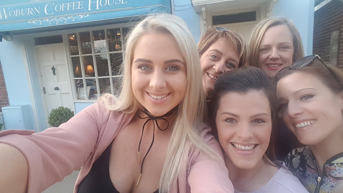 tashamorley's tweet image. Lovely Annual Sisters Soirèe.... #woburncoffeehouse #afternoontea #messynight