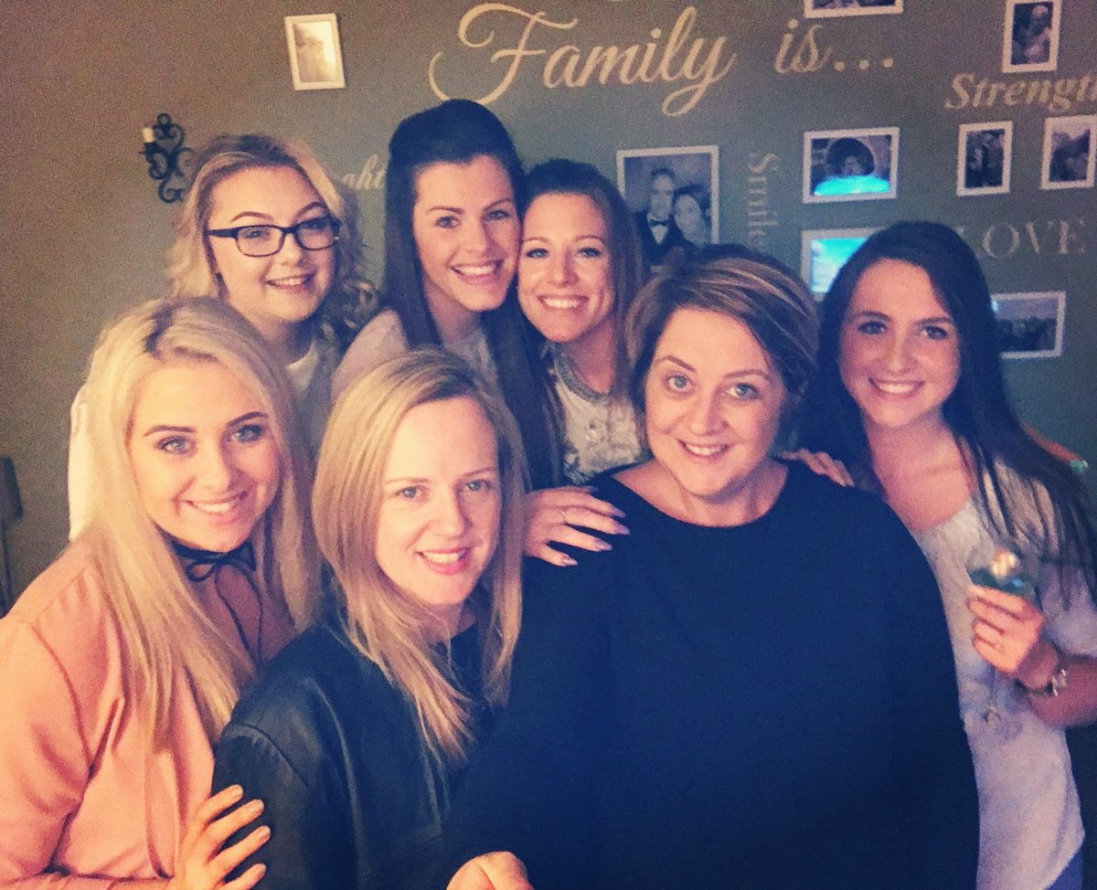 tashamorley's tweet image. Lovely Annual Sisters Soirèe.... #woburncoffeehouse #afternoontea #messynight