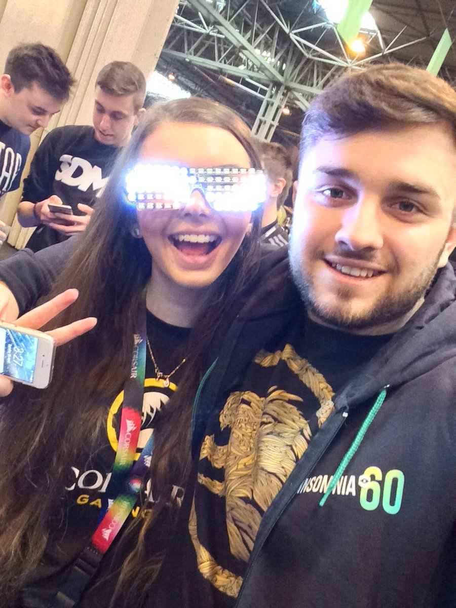 lDannyBoyyy's tweet photo. #RGBselfie https://t.co/sXYDsQoFrS