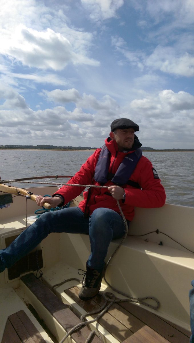 Pls_be_kind's tweet photo. Fab #easter #sailing #morston @Norfolketc thank you. https://t.co/gKw1AwJ7Rv