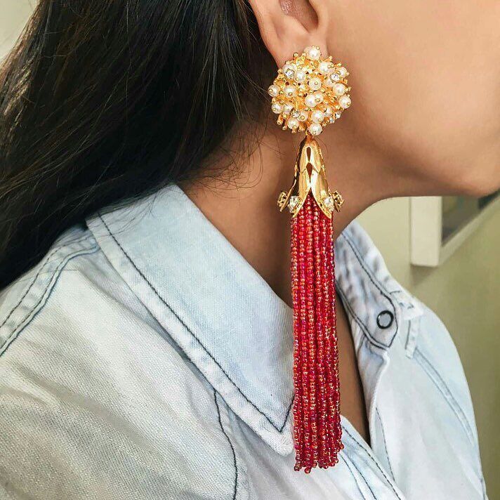 Prerto's tweet photo. Bringing you colors in the season's best tassel earrings🔥❤ #CherryKnit
 #Prerto #Fashion #Love #AboutALook #Statem… https://t.co/ns03AzuiHS https://t.co/oxSO5G2SK1