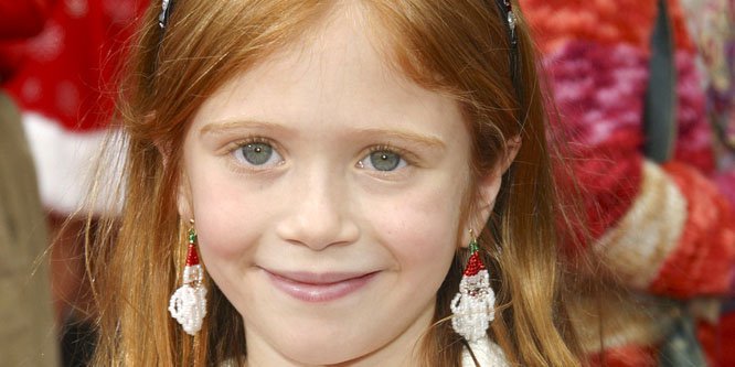 Happy 23rd Birthday to Liliana Mumy! 